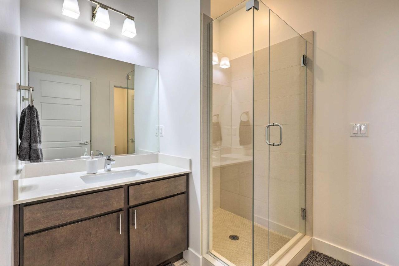 Sunny Resort Townhome And Balcony And Pool Access セントジョージ エクステリア 写真